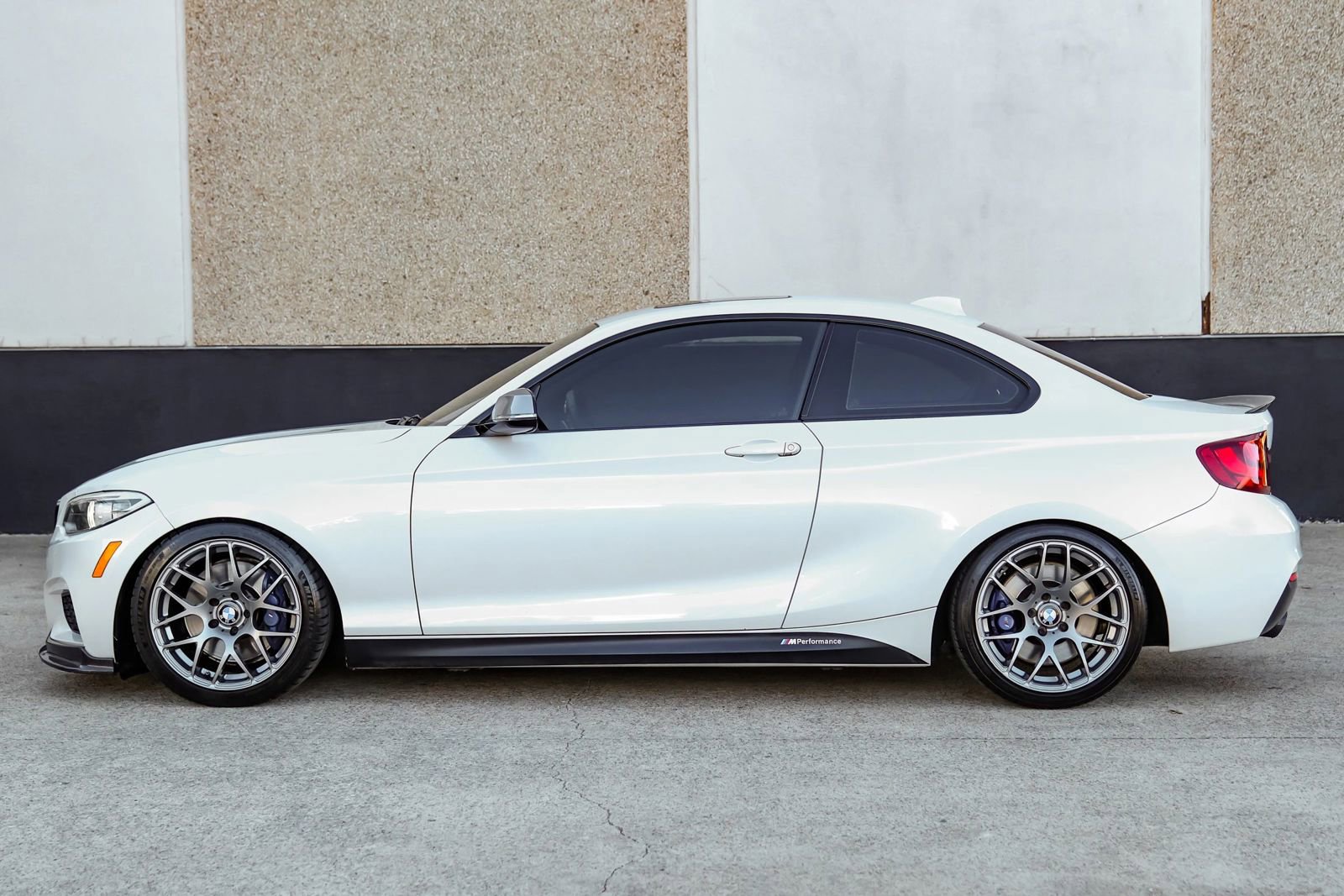 Used 2015 BMW M235i Coupe image 17