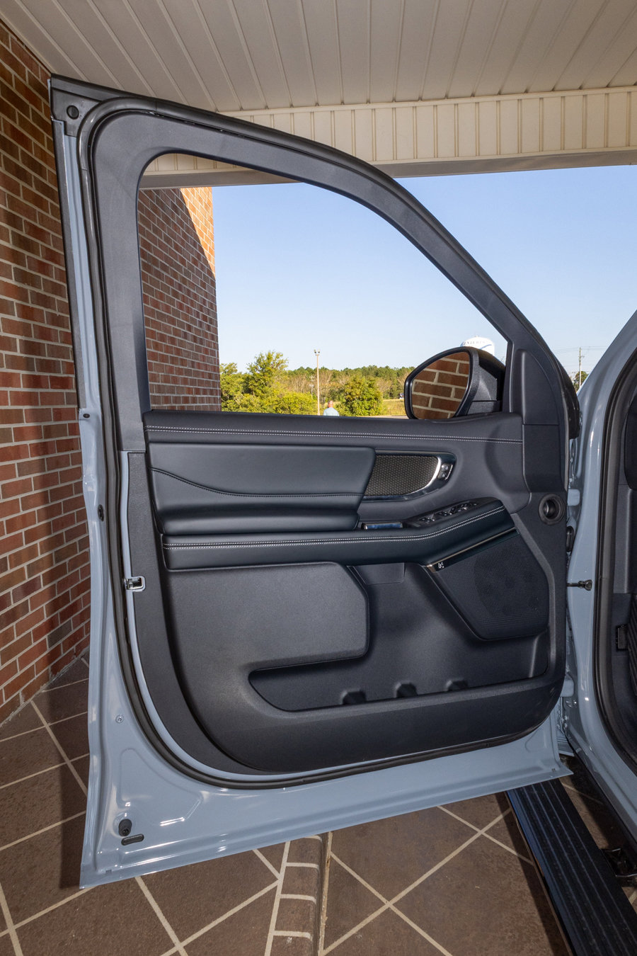 New 2025 Ford Expedition Platinum w/ Stealth Performance Package image 10