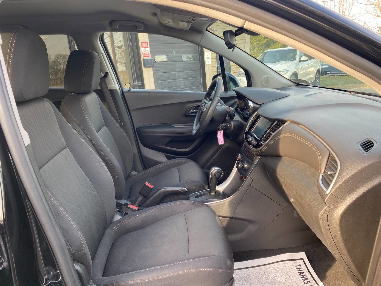 Used 2017 Chevrolet Trax LT image 27