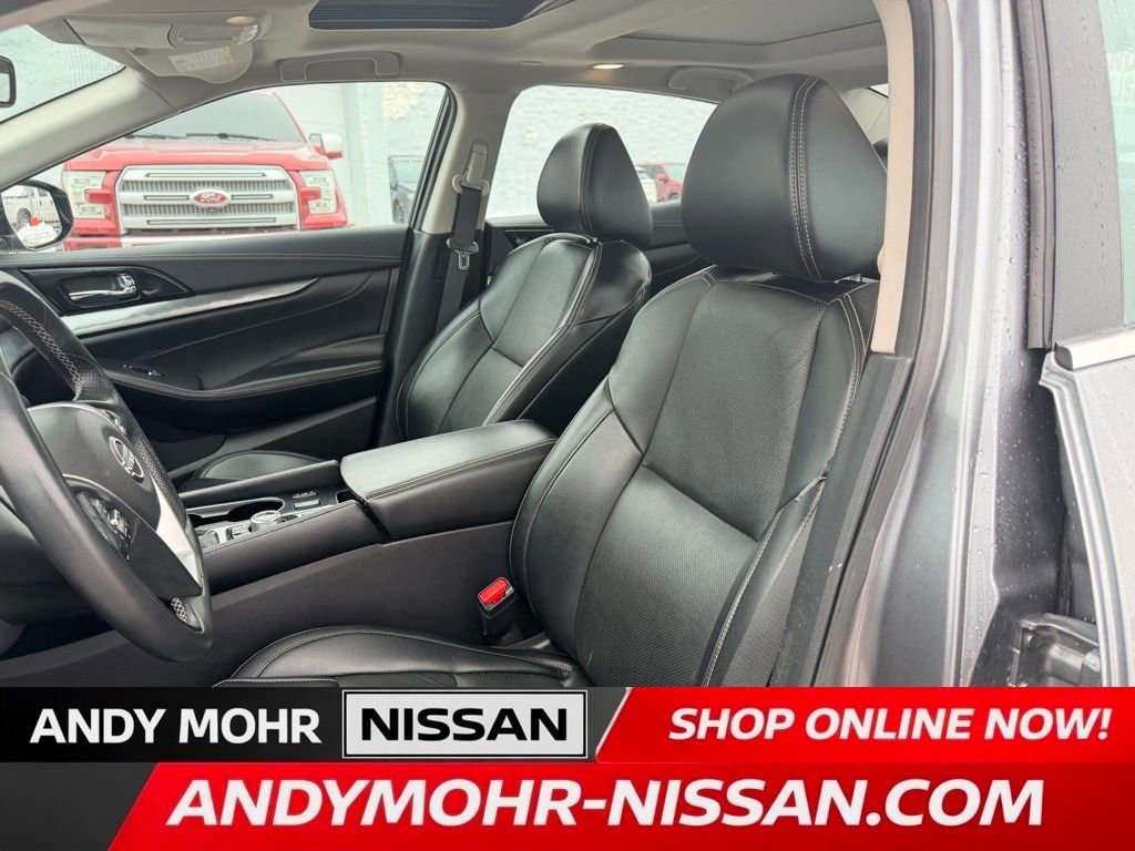 Used 2023 Nissan Maxima SL image 17
