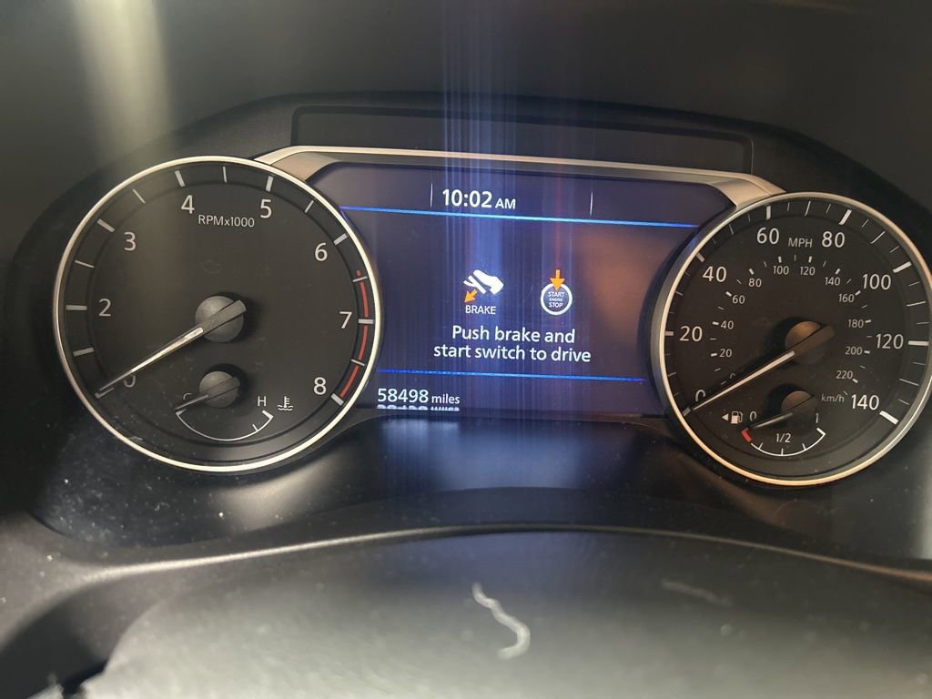 Used 2024 Nissan Altima 2.5 SV image 3