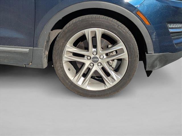 Used 2017 Lincoln MKC Reserve w/ Lincoln MKC Climate Package image 17