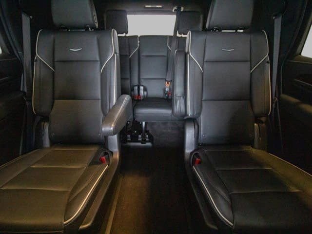 Certified 2023 Cadillac Escalade Premium Luxury image 31