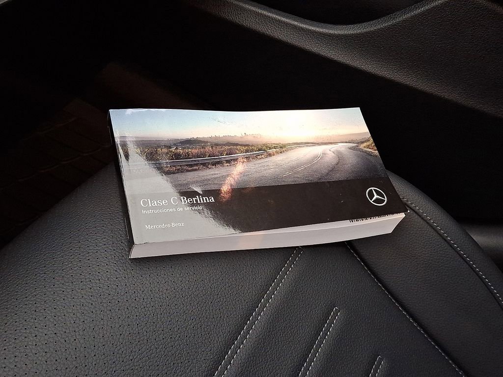 Used 2022 Mercedes-Benz C 300 4MATIC Sedan image 26