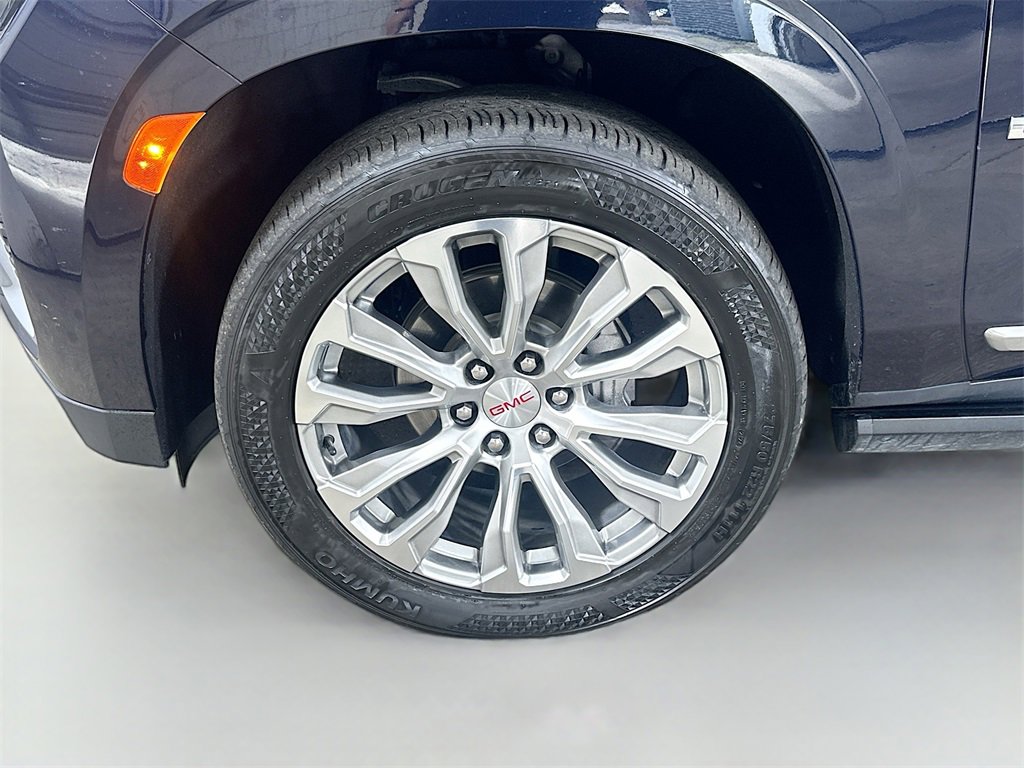 Used 2023 GMC Yukon Denali image 8