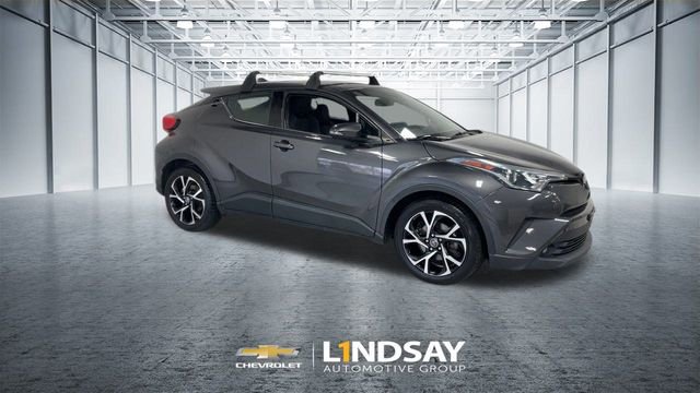 Used 2019 Toyota C-HR Limited image 3
