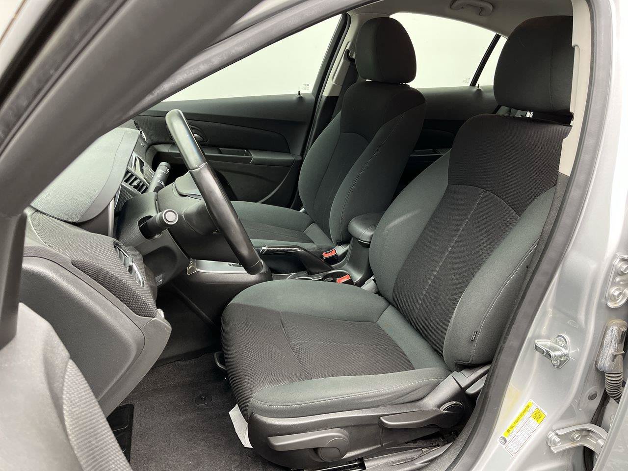 Used 2011 Chevrolet Cruze LT FWD image 8