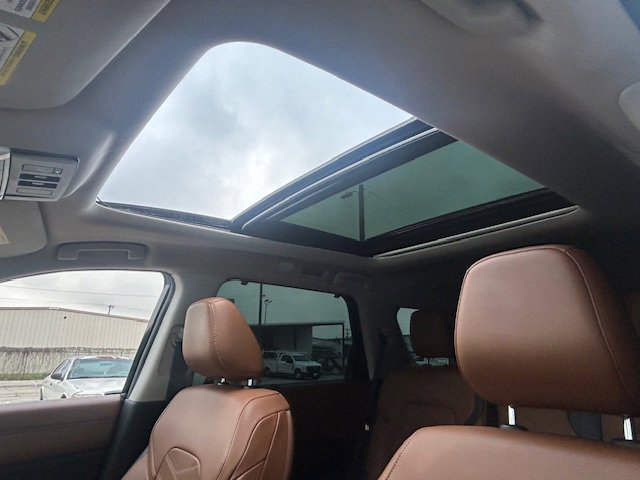 Used 2024 Nissan Pathfinder Platinum w/ Cargo Package FWD image 20