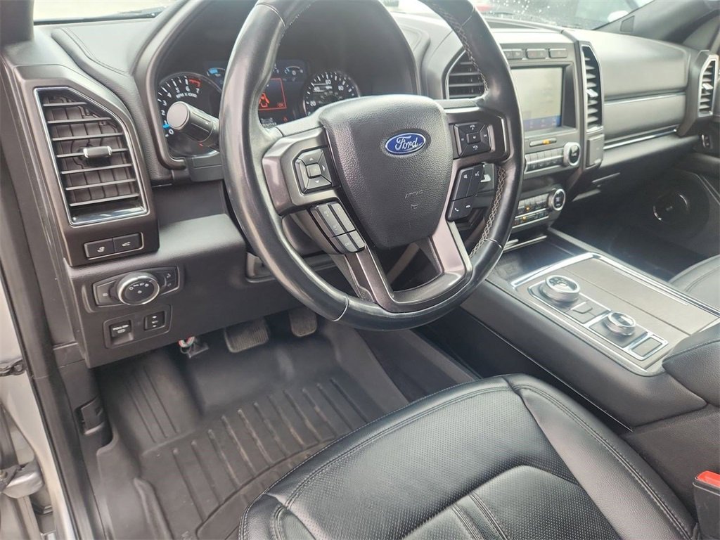 Used 2021 Ford Expedition Limited image 10