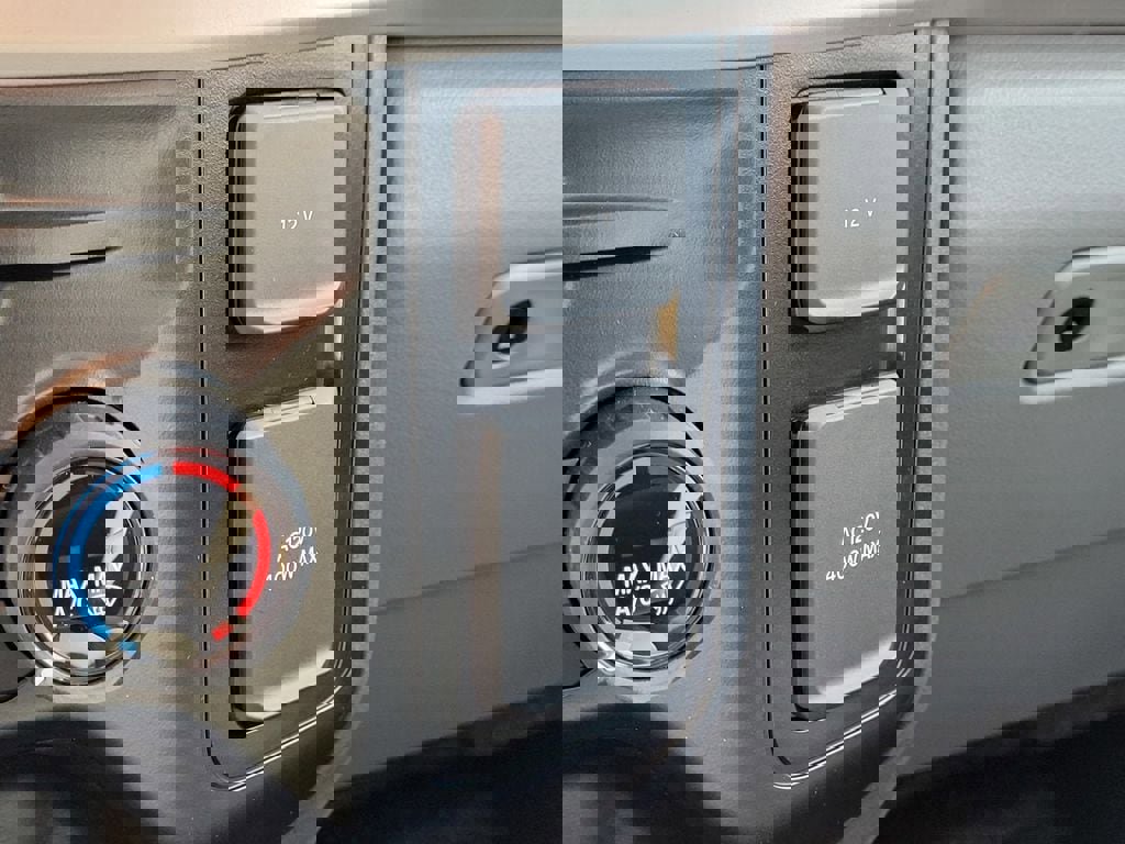 New 2024 Ford F550 2WD Regular Cab Super Duty image 47