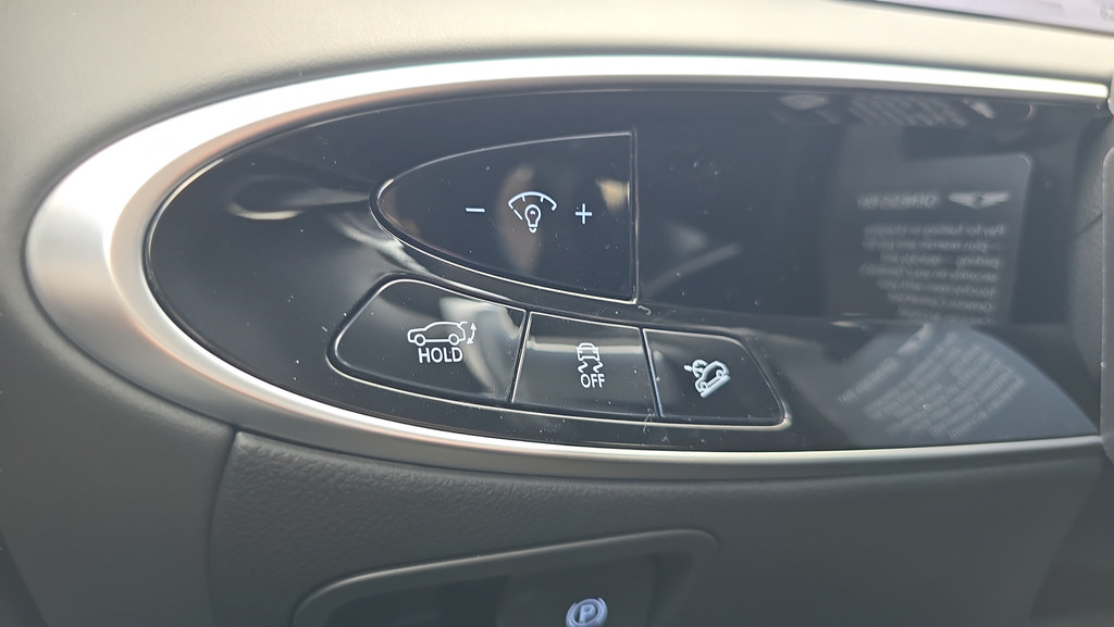 New 2026 Genesis GV70 2.5T AWD/4WD image 19