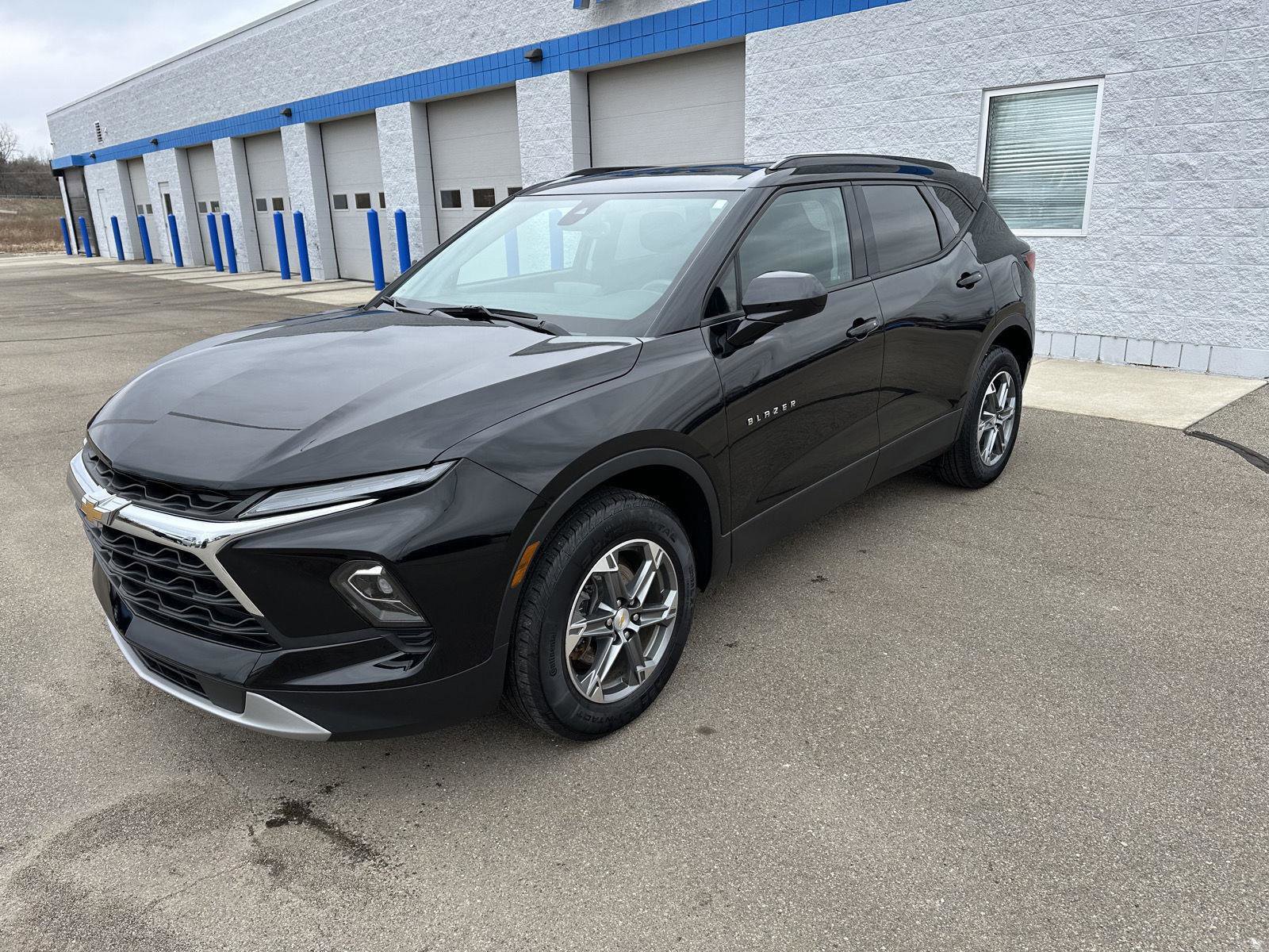 Used 2024 Chevrolet Blazer LT w/ Convenience Package FWD image 14