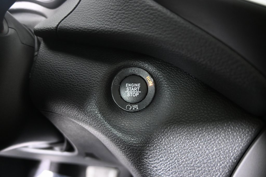 Used 2022 Jeep Cherokee Limited image 34