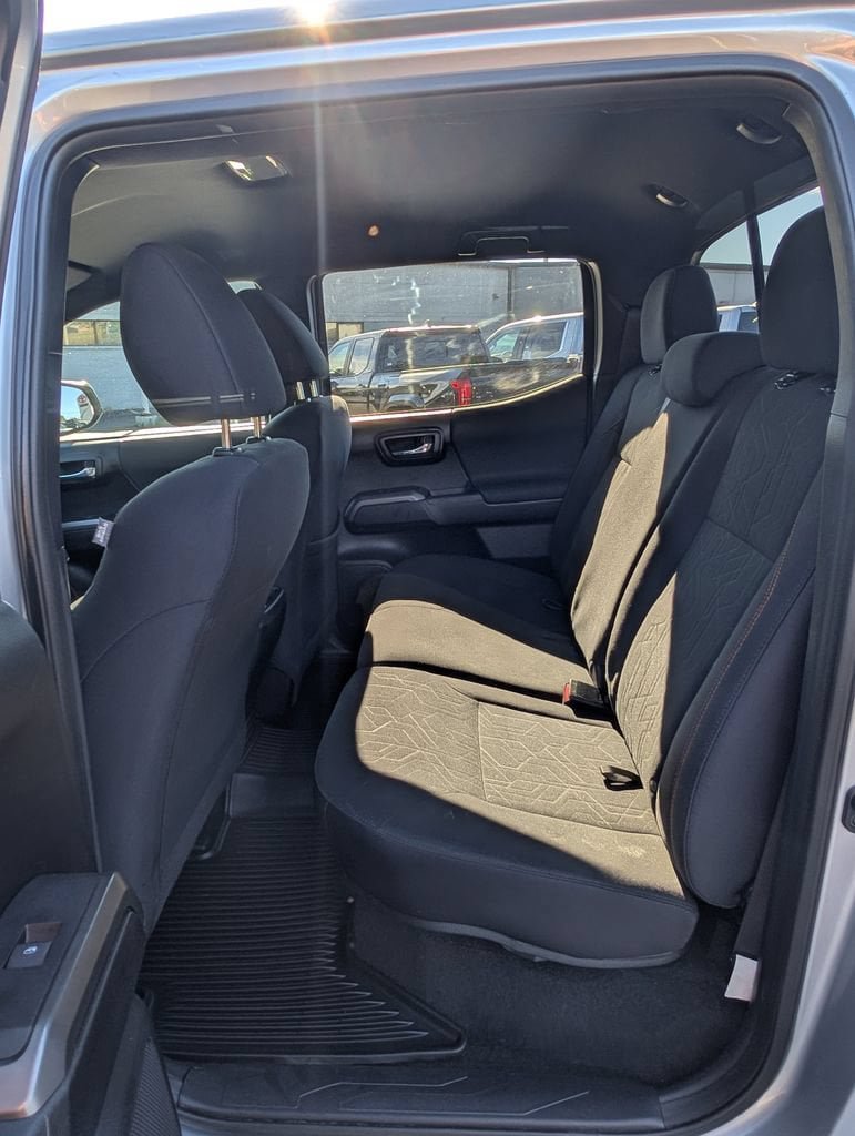 Certified 2018 Toyota Tacoma TRD Sport RWD image 15