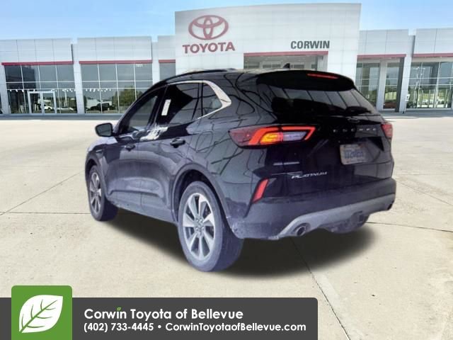 Used 2023 Ford Escape Platinum w/ Premium Technology Package image 17