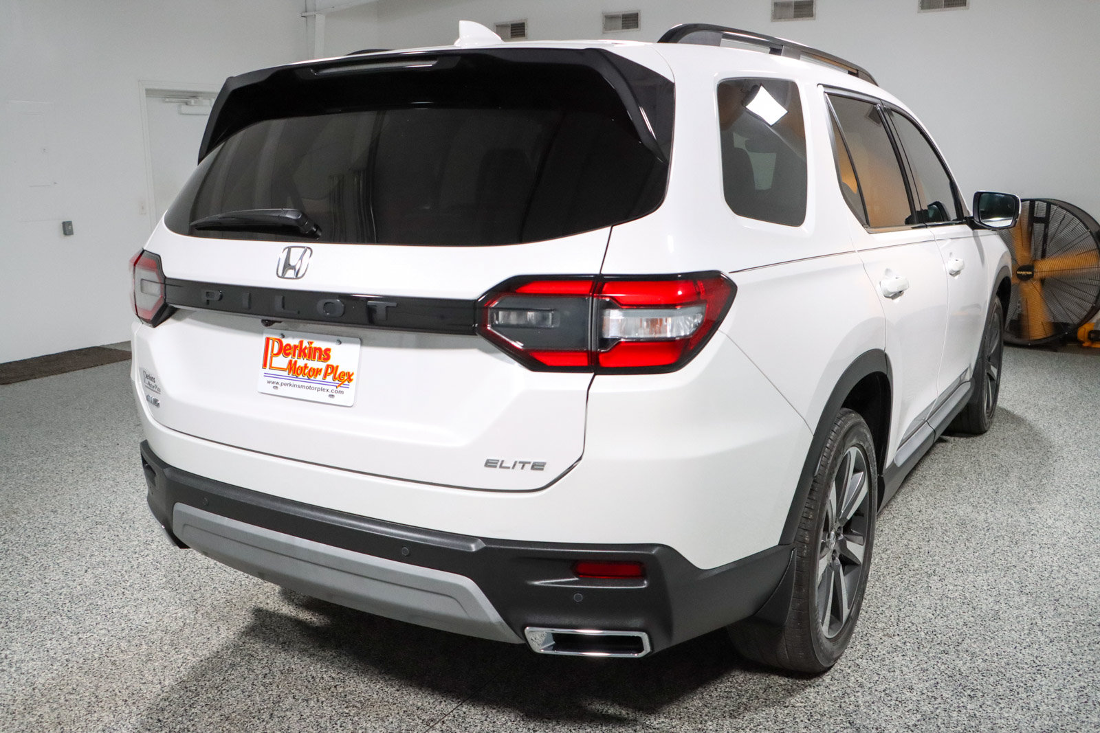Used 2024 Honda Pilot Elite image 7
