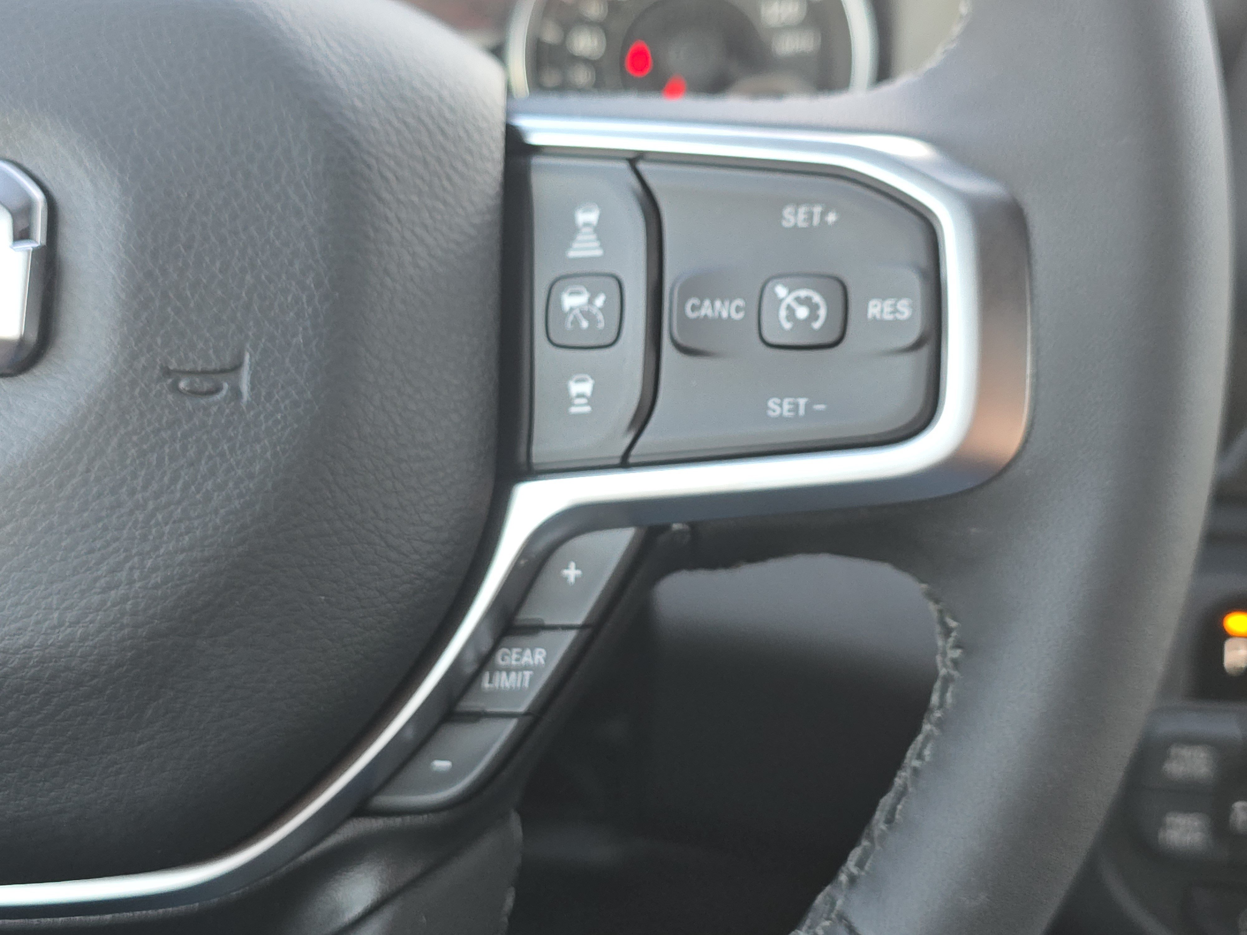 New 2026 RAM 1500 Big Horn AWD/4WD image 9