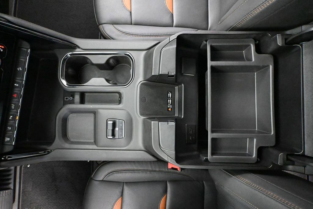 Used 2025 GMC Sierra 3500 AT4 image 43