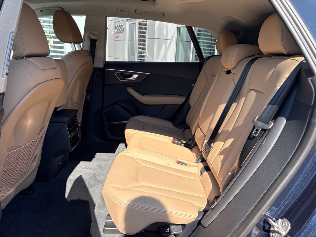 New 2027 Audi Q8 Premium Plus AWD/4WD image 32