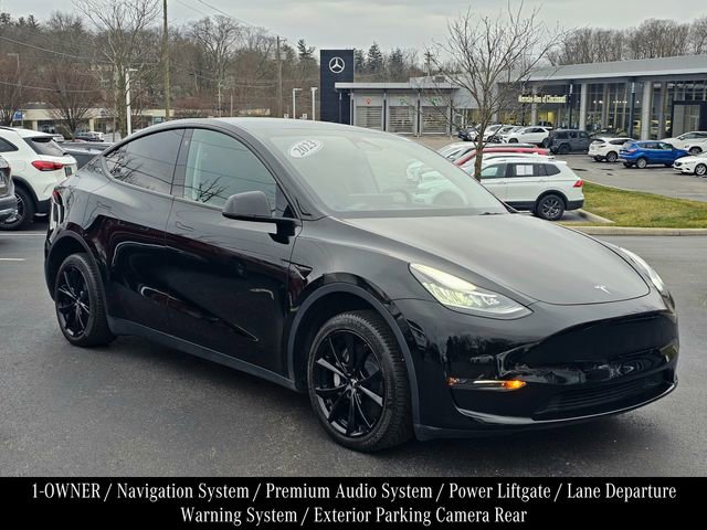 Used 2023 Tesla Model Y Long Range image 1