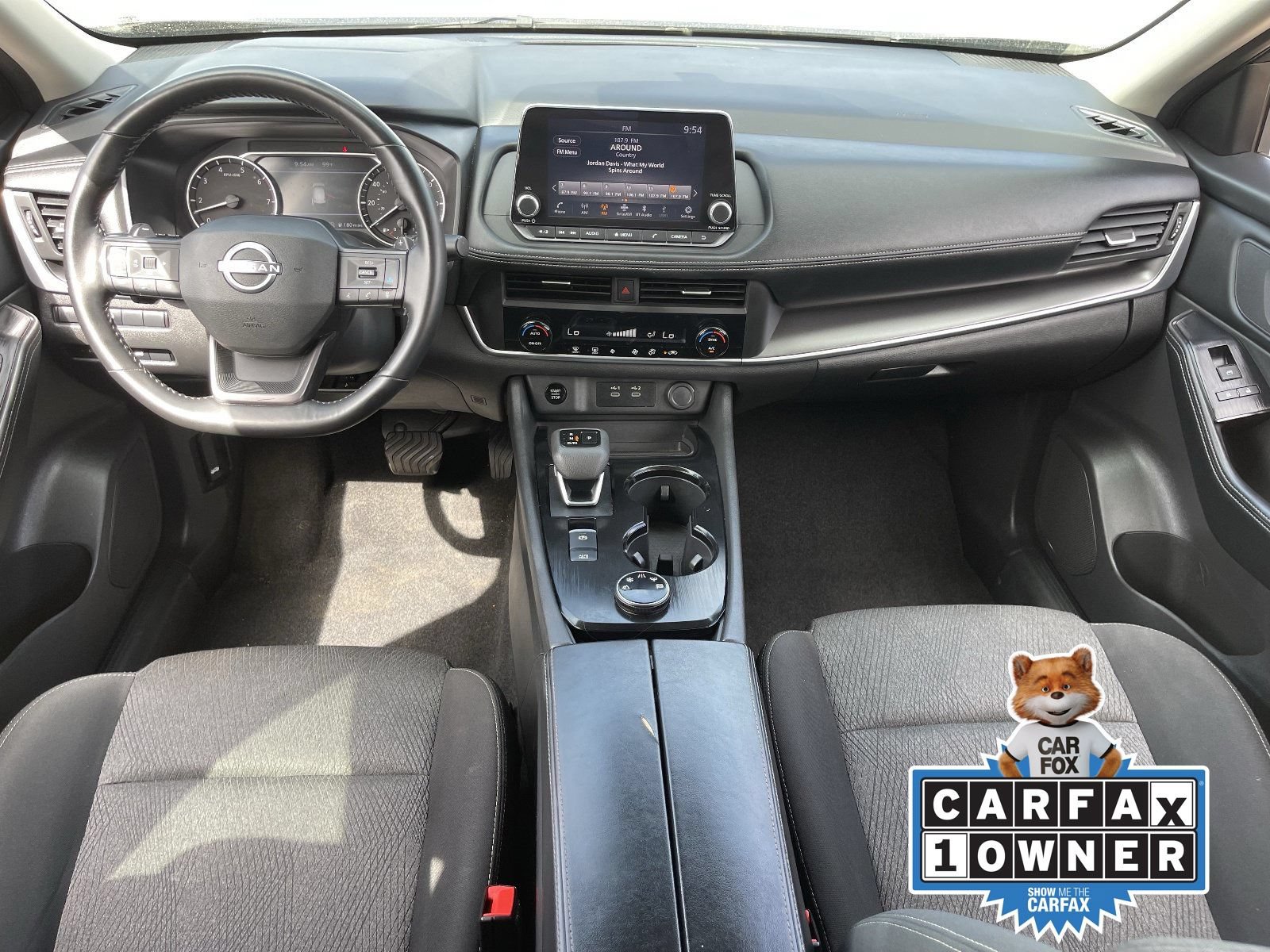 Used 2025 Nissan Rogue SV AWD/4WD image 16