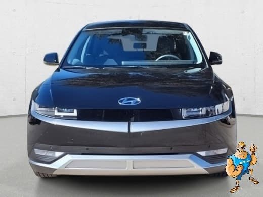 Used 2024 Hyundai Ioniq 5 SEL image 2