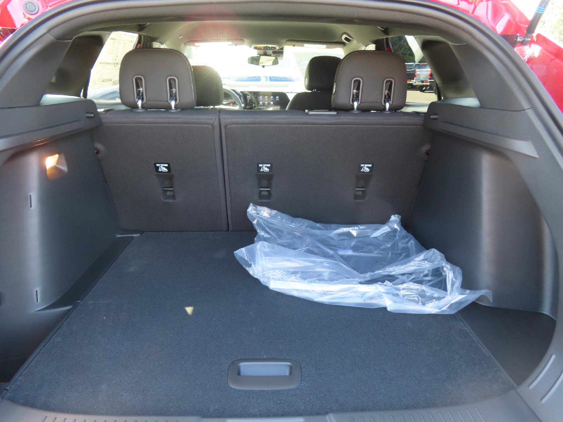 New 2026 Chevrolet Trax RS w/ Driver Confidence Package FWD image 37