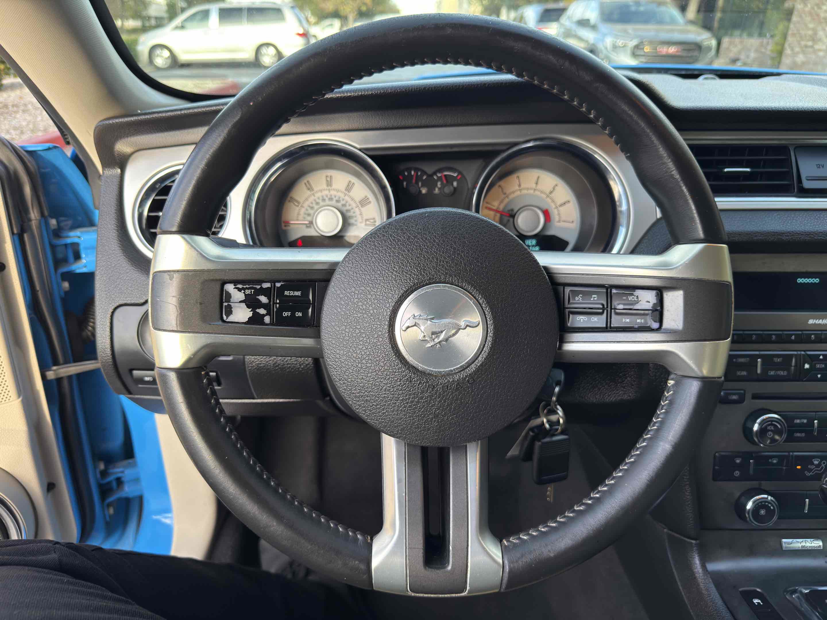 Used 2010 Ford Mustang Premium image 29