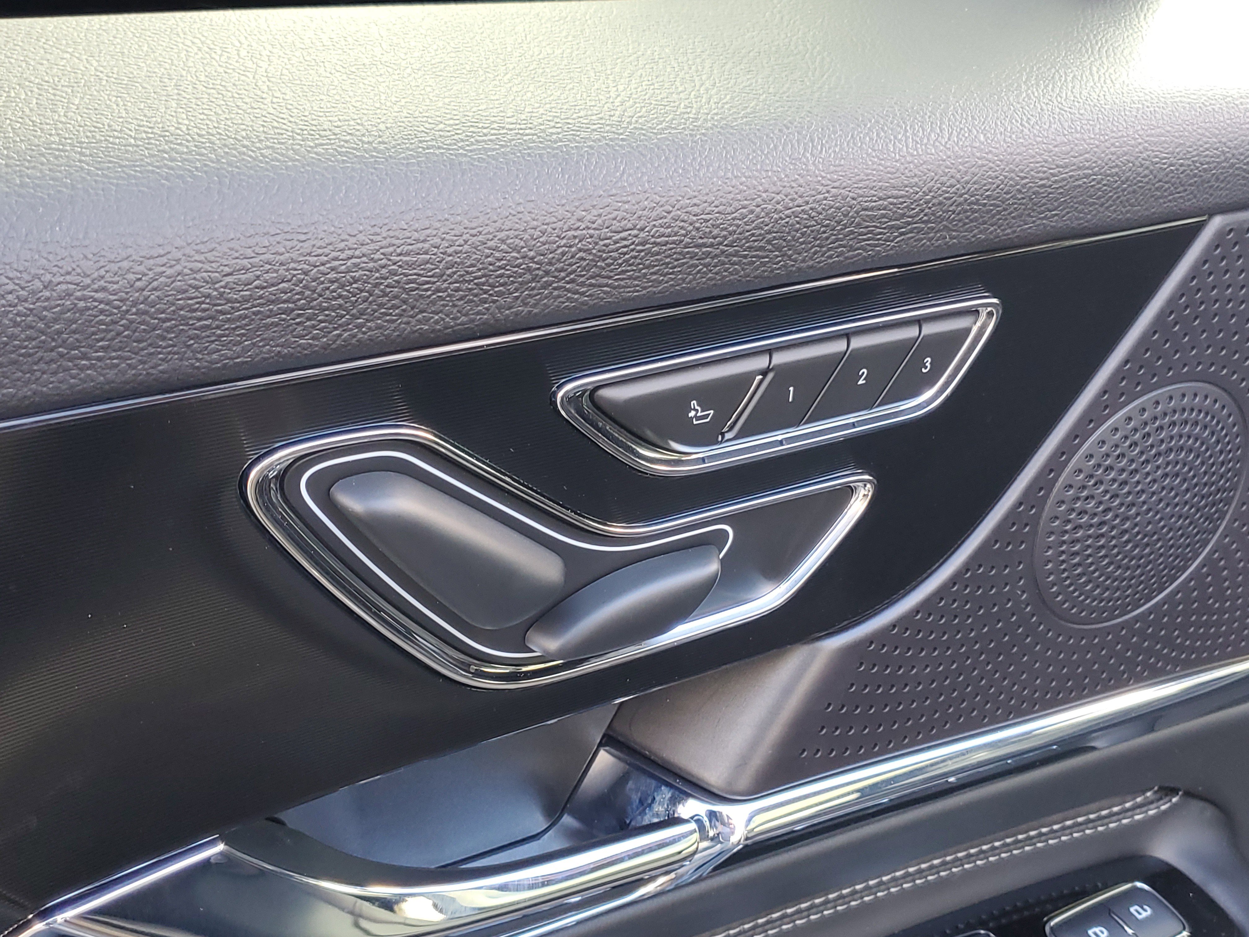 New 2025 Lincoln Corsair Grand Touring w/ Jet Appearance Package image 9