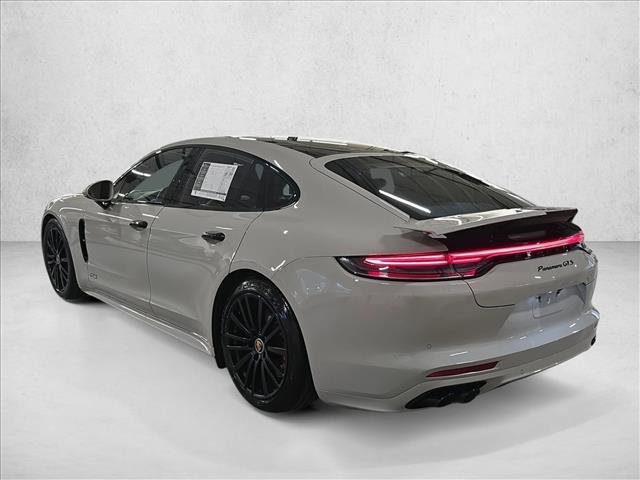 Used 2021 Porsche Panamera GTS image 7