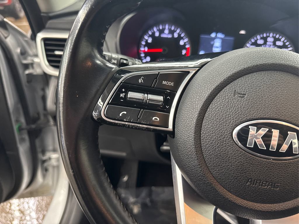 Used 2019 Kia Optima EX image 34