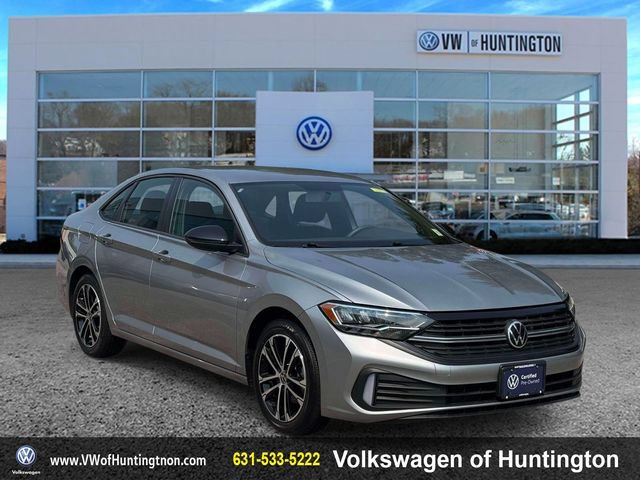 Certified 2022 Volkswagen Jetta Sport FWD image 1