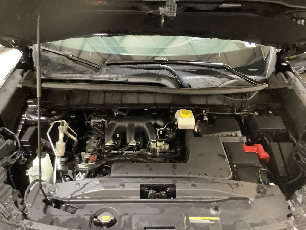 Used 2023 Nissan Pathfinder Rock Creek AWD/4WD image 17