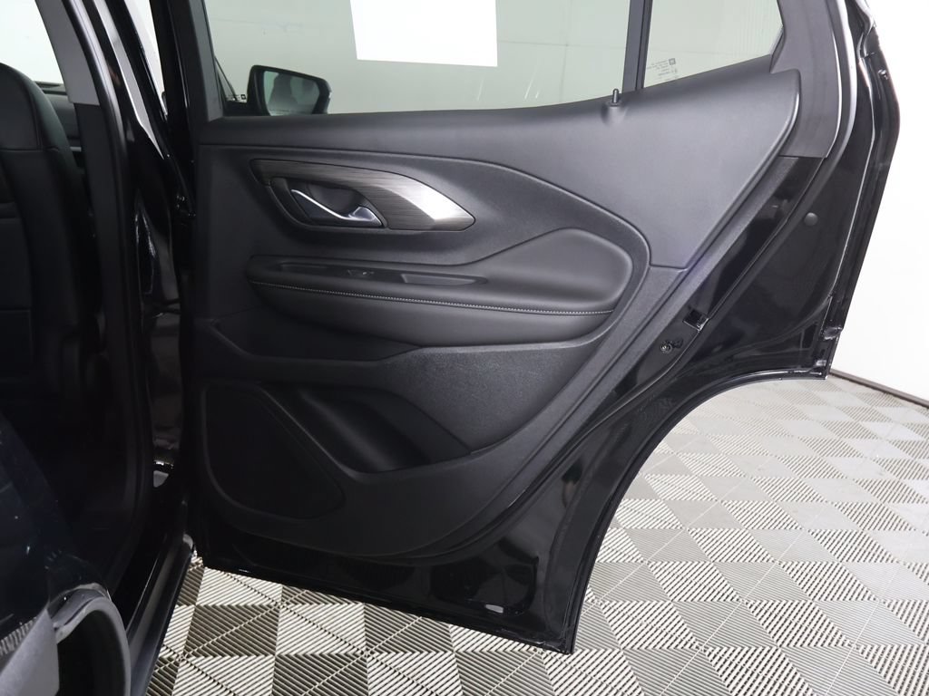 Used 2023 GMC Terrain SLT w/ Infotainment Package II AWD/4WD image 25