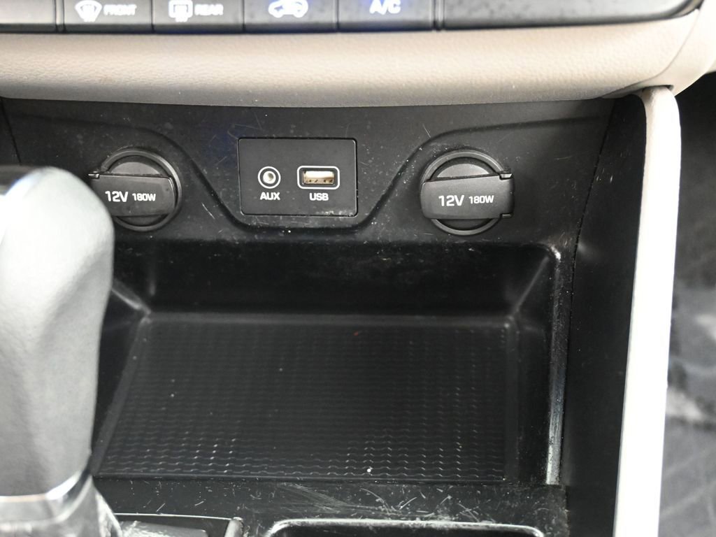 Used 2017 Hyundai Tucson SE image 24