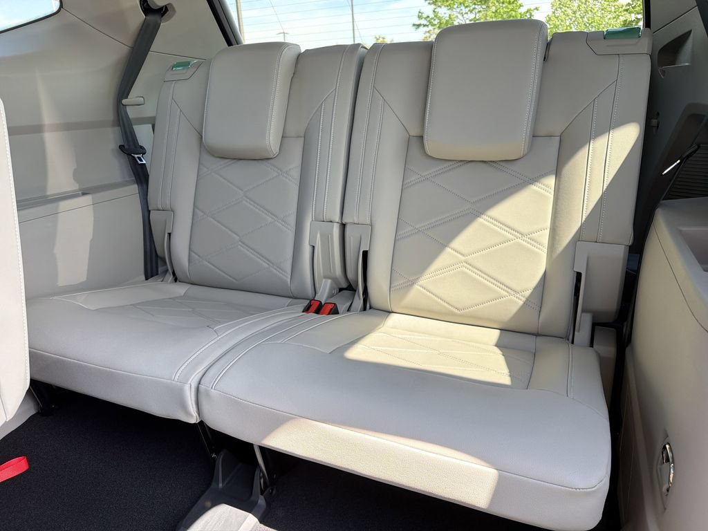 New 2026 Volkswagen Atlas SE FWD image 14