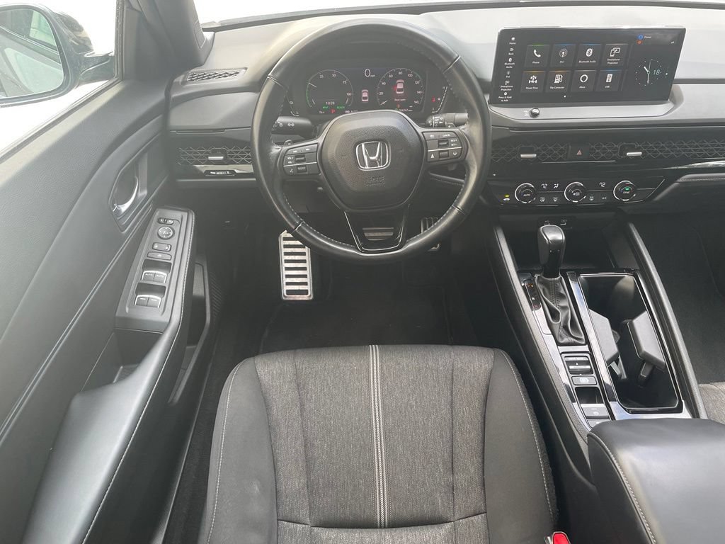 Used 2023 Honda Accord Sport image 11