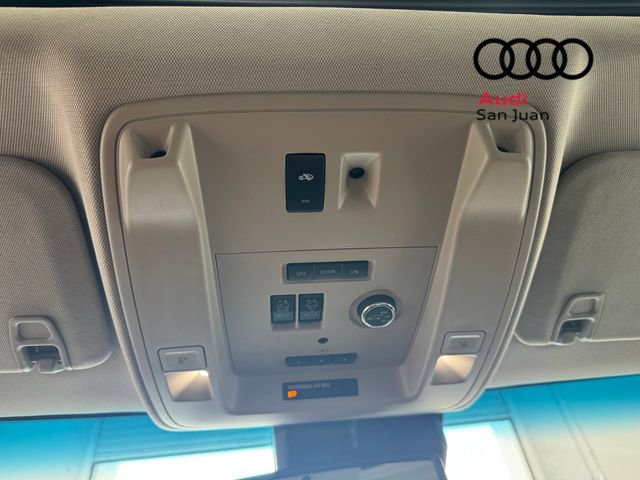 Used 2018 GMC Yukon XL SLT w/ Open Road Package RWD image 18