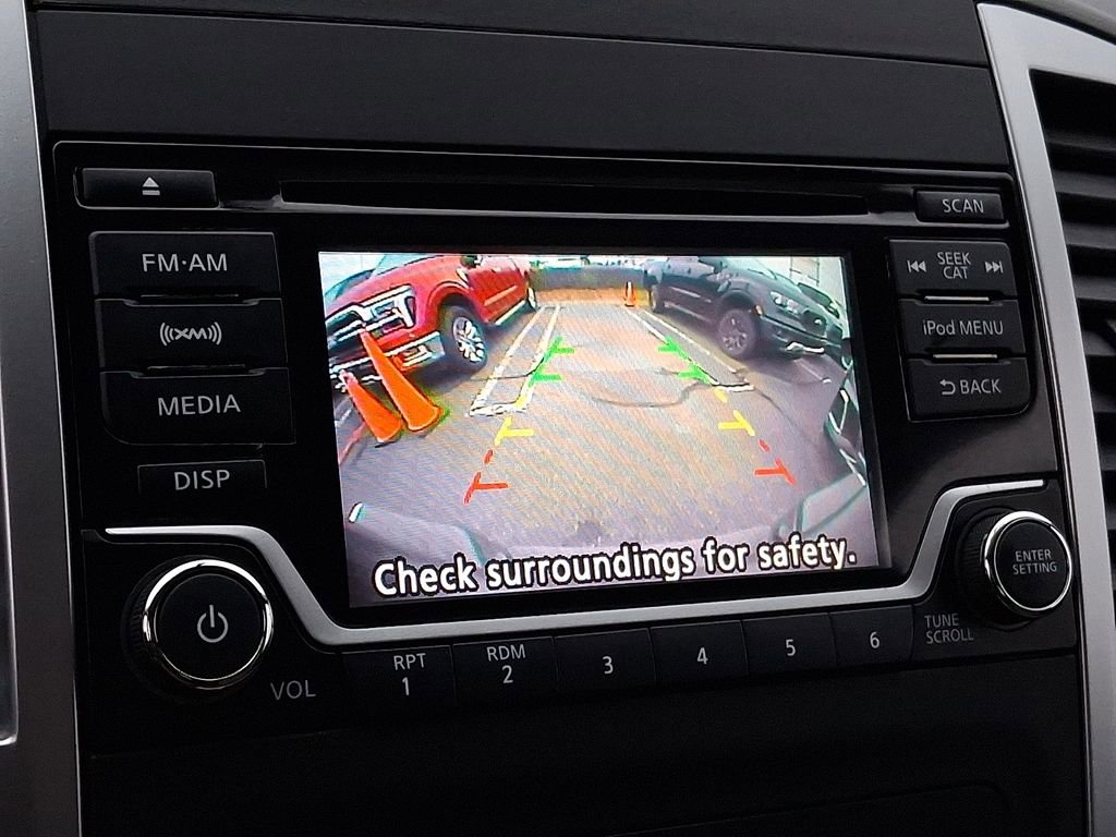 Used 2018 Nissan Frontier SV image 13