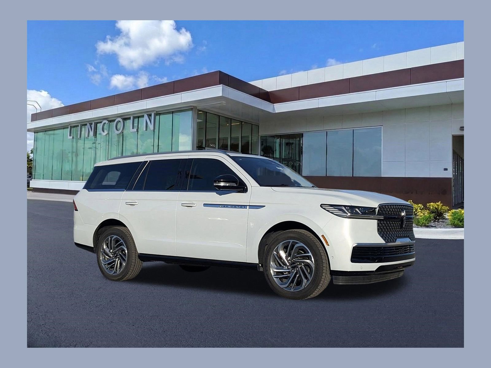 Certified 2025 Lincoln Navigator Reserve