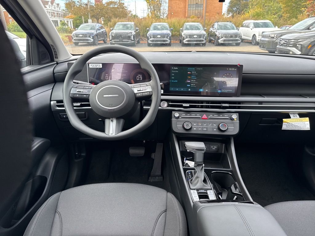 New 2026 Hyundai Tucson SE image 17