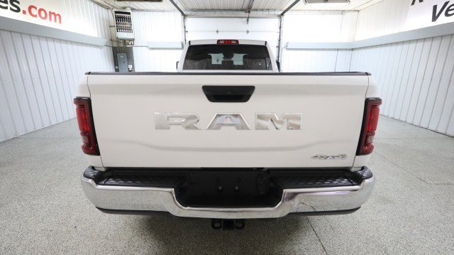 Used 2025 RAM 3500 Tradesman w/ Chrome Appearance Group AWD/4WD image 8