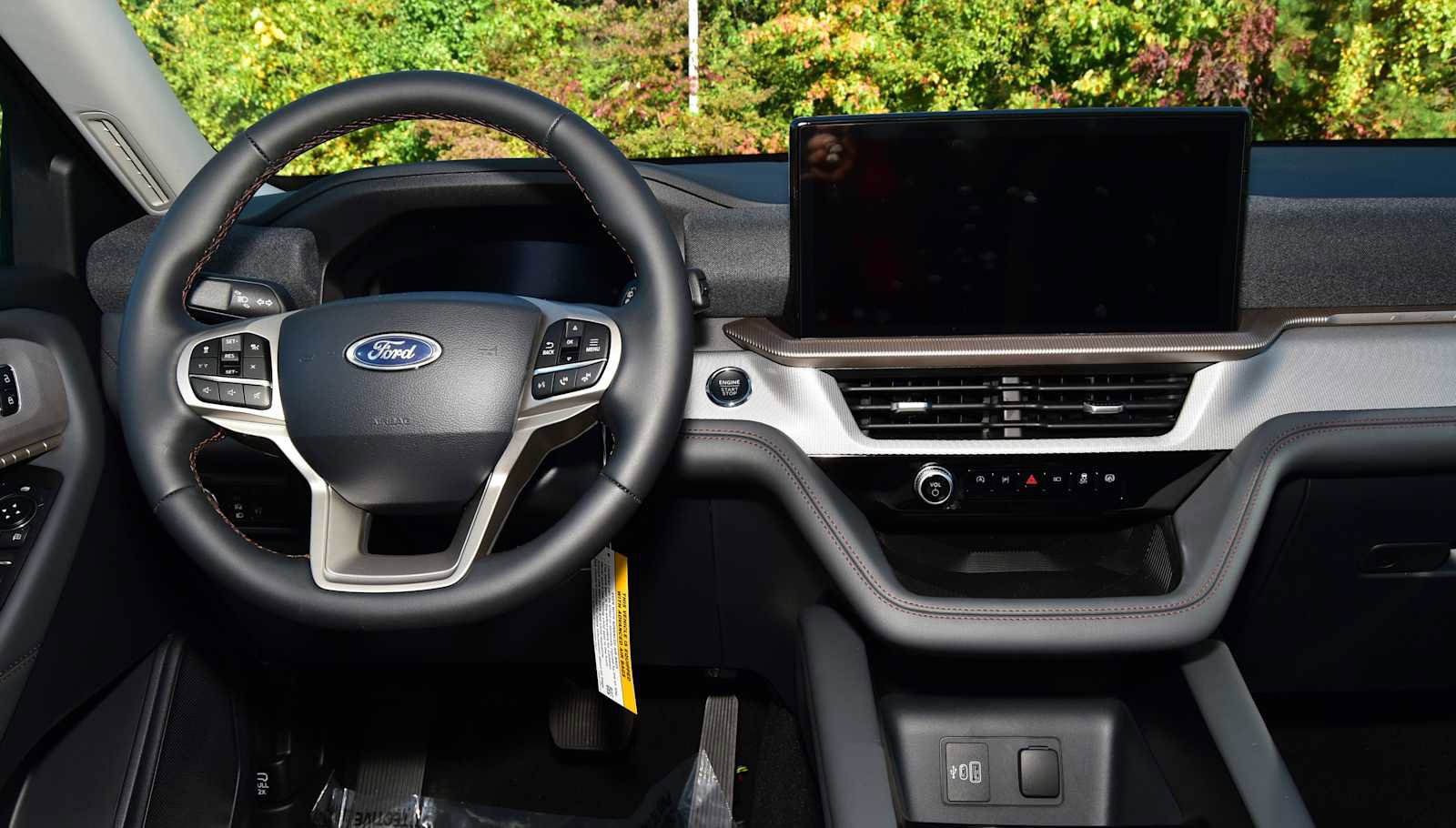 New 2026 Ford Explorer Active image 17