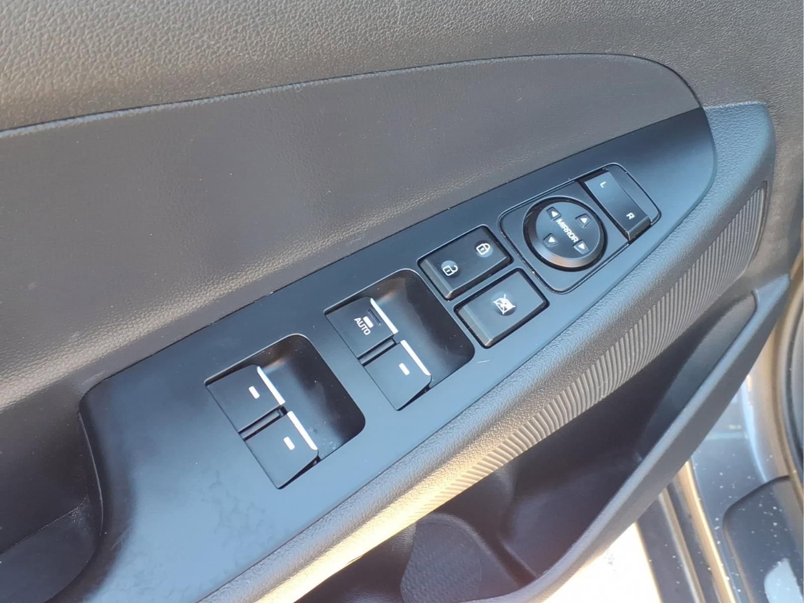 Used 2020 Hyundai Tucson Ultimate w/ Cargo Package image 18