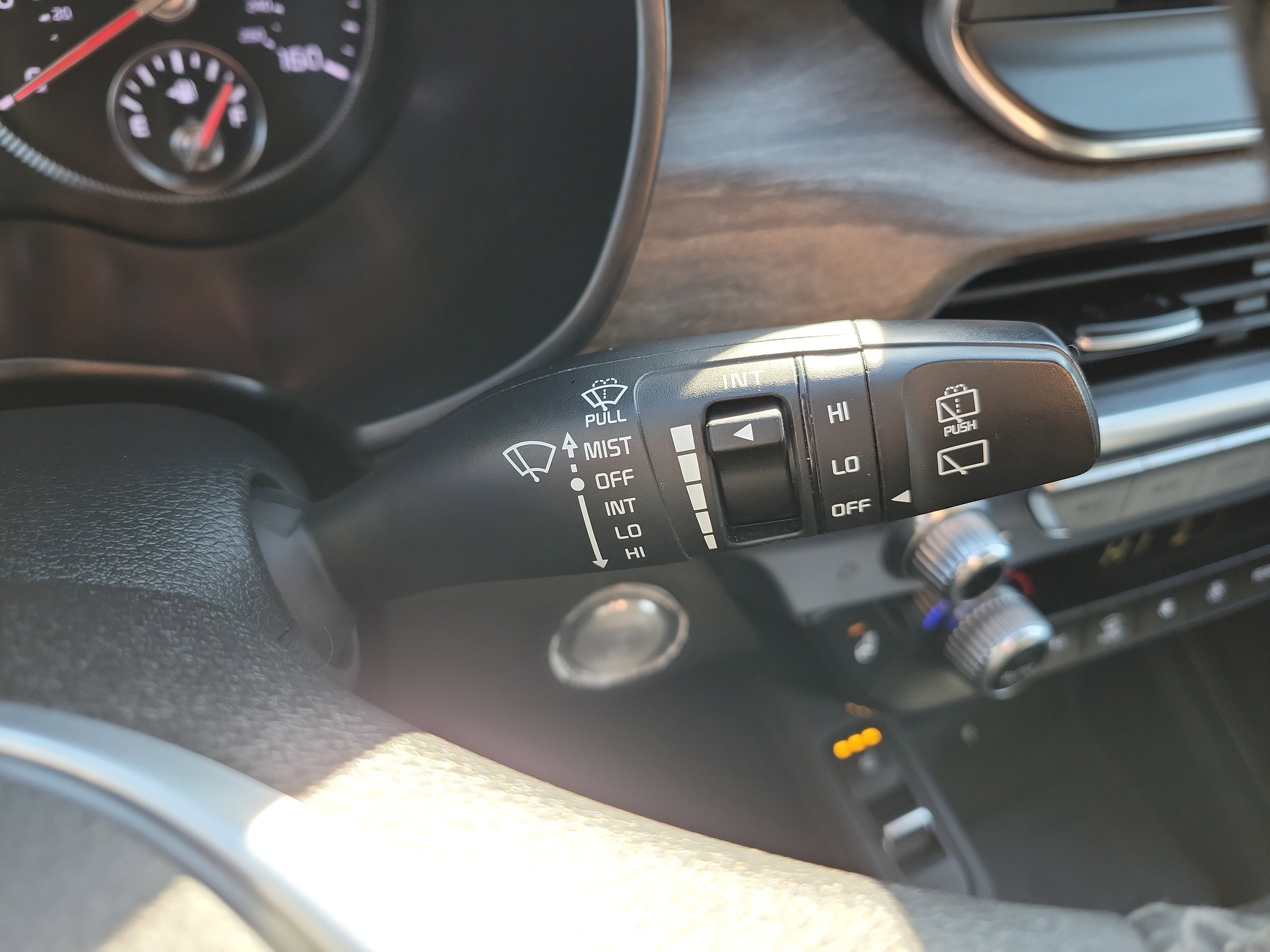 Used 2021 Kia Telluride EX w/ EX Premium Package image 32