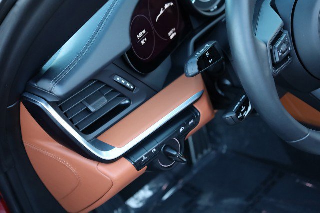 Used 2024 Porsche 911 Targa 4S image 28