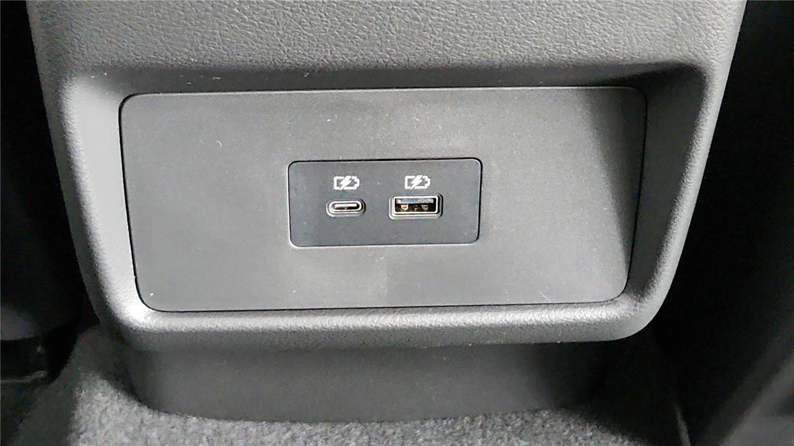 Used 2023 Nissan Rogue SV AWD/4WD image 15