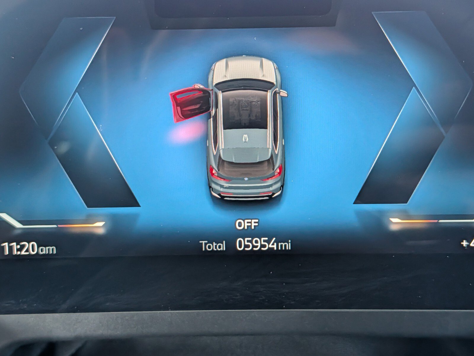 Used 2025 BMW X1 xDrive28i w/ Premium Package image 19