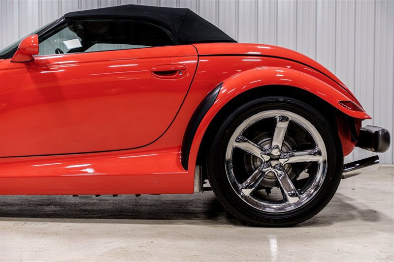 Used 1999 Plymouth Prowler RWD image 4