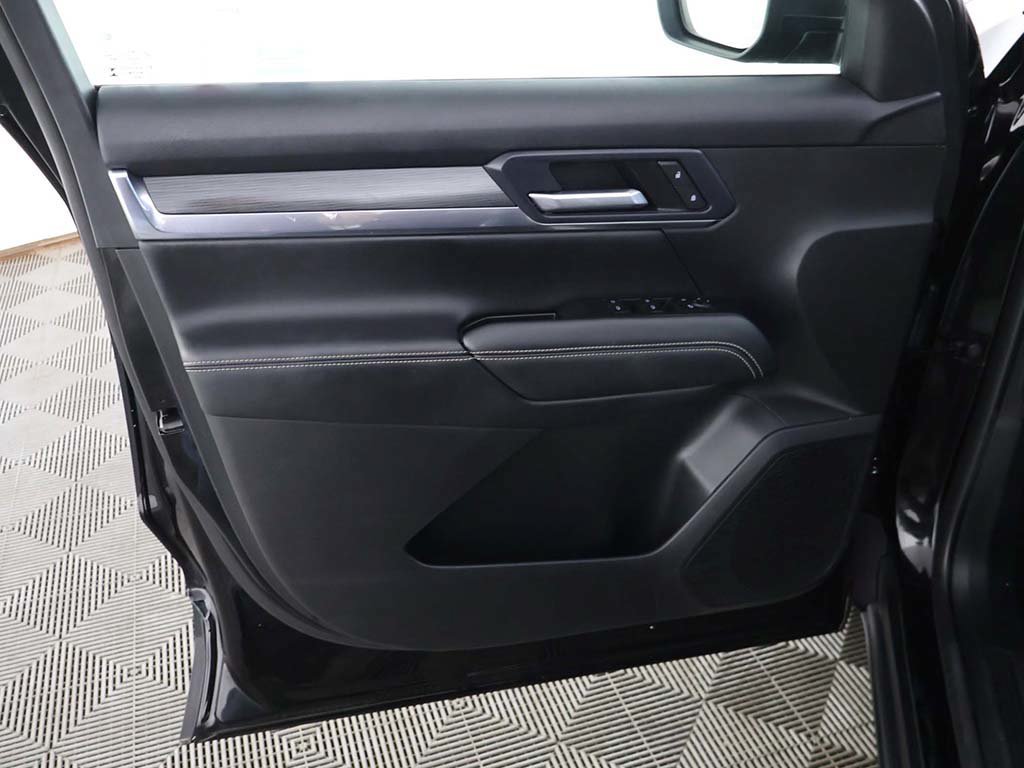 Used 2026 GMC Terrain Elevation FWD image 24